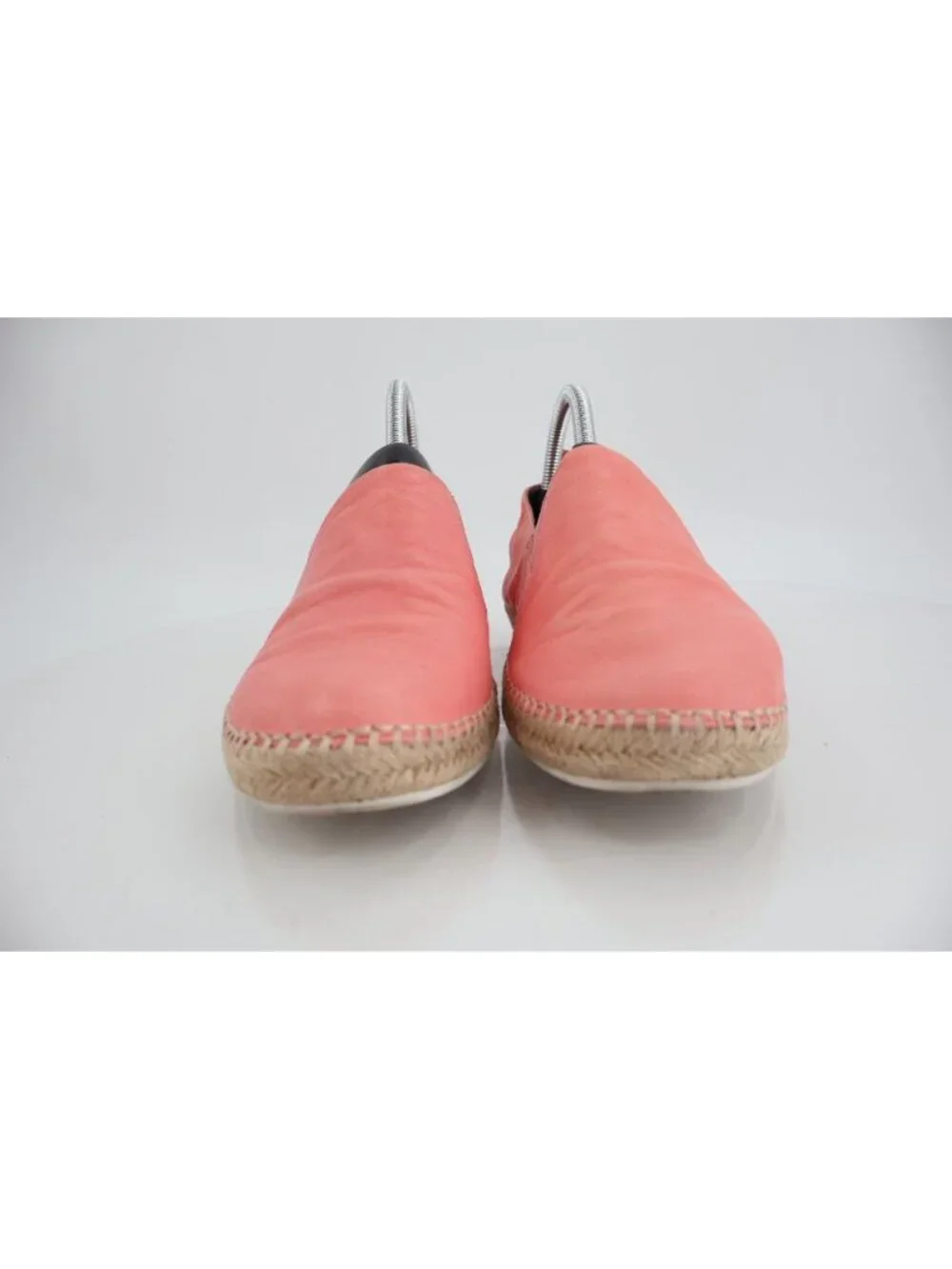 Gentle Souls Lizzy A-Line Espadrille Flats Shoes Womens Size 7.5 Coral Leather